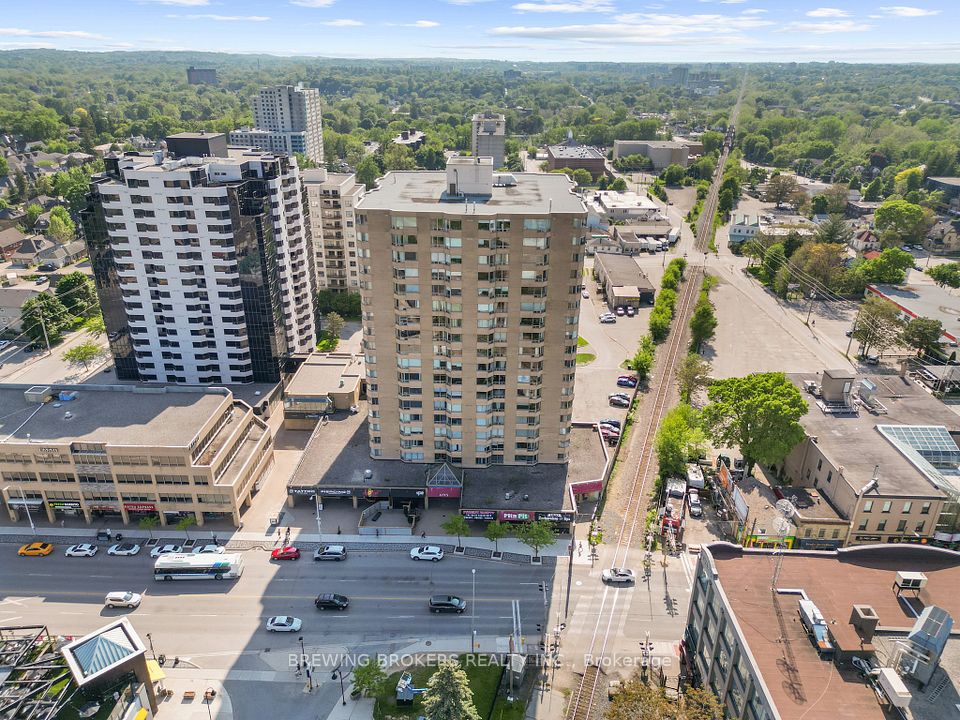 695 Richmond
