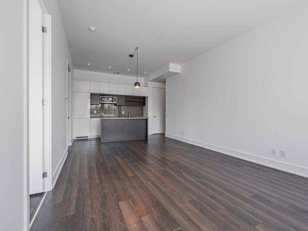 111 St Clair Avenue W 419