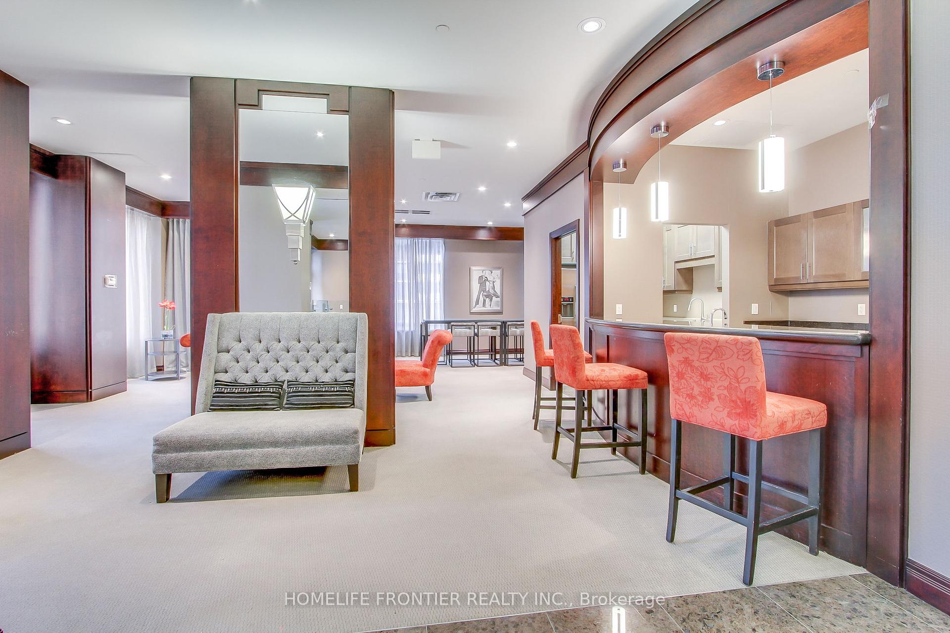 2 Bedrooms Condo at 35 Balmuto,  Toronto For sale