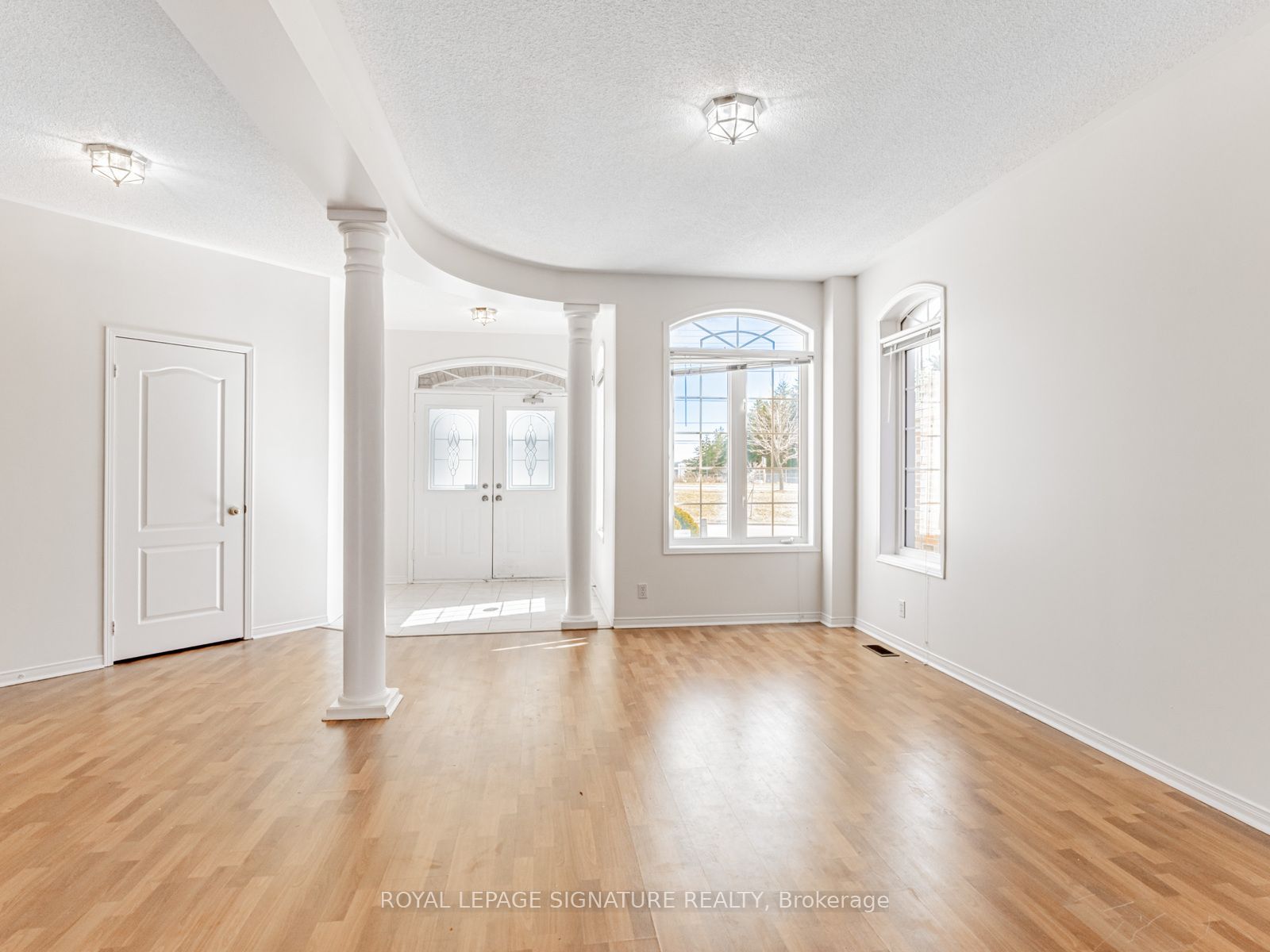 33 Bilberry Crescent, Richmond Hill, ON L4S 2M4