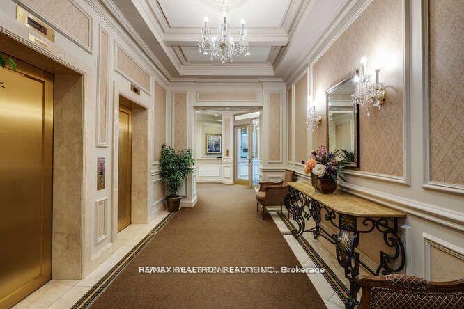 1 Glen Park Avenue 203