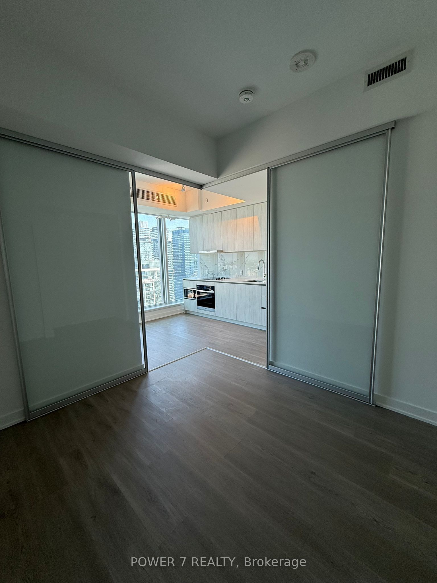 8 Wellesley Street W, #4605