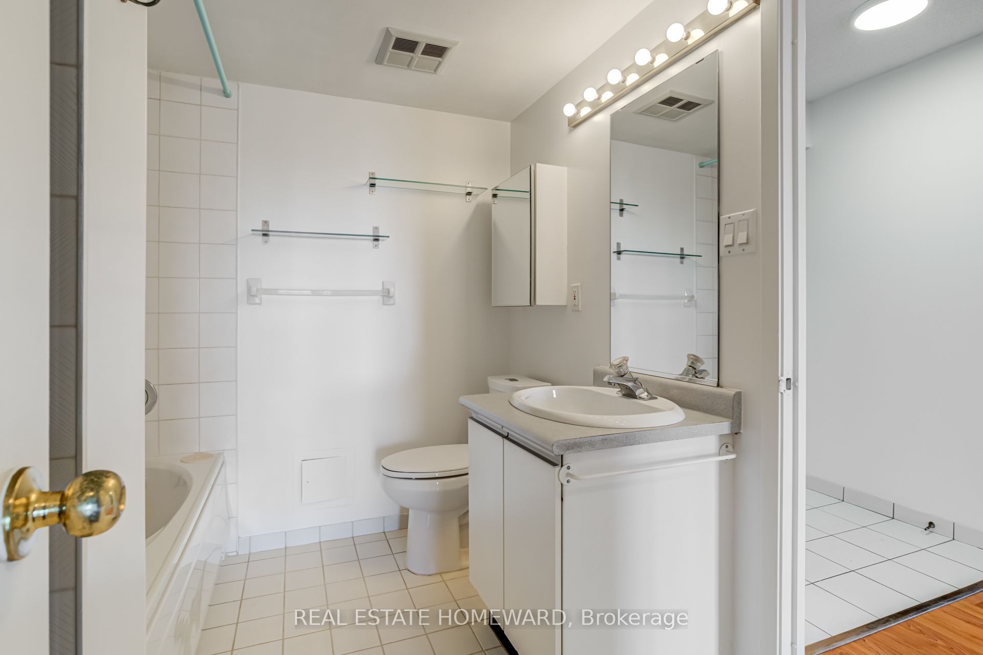 298 Jarvis Street, #804