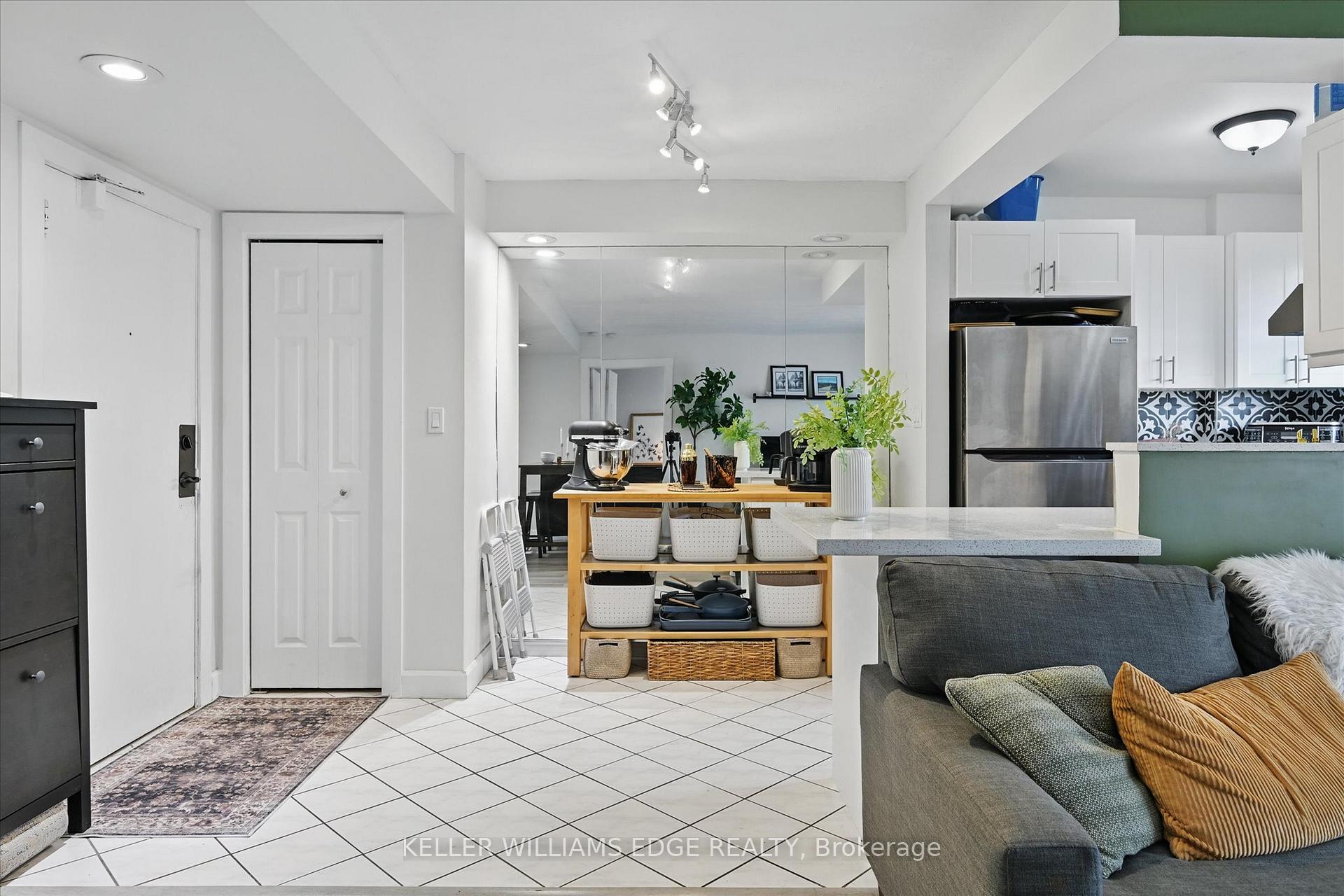 1 Bedroom Condo at 2373 King, Hamilton For sale