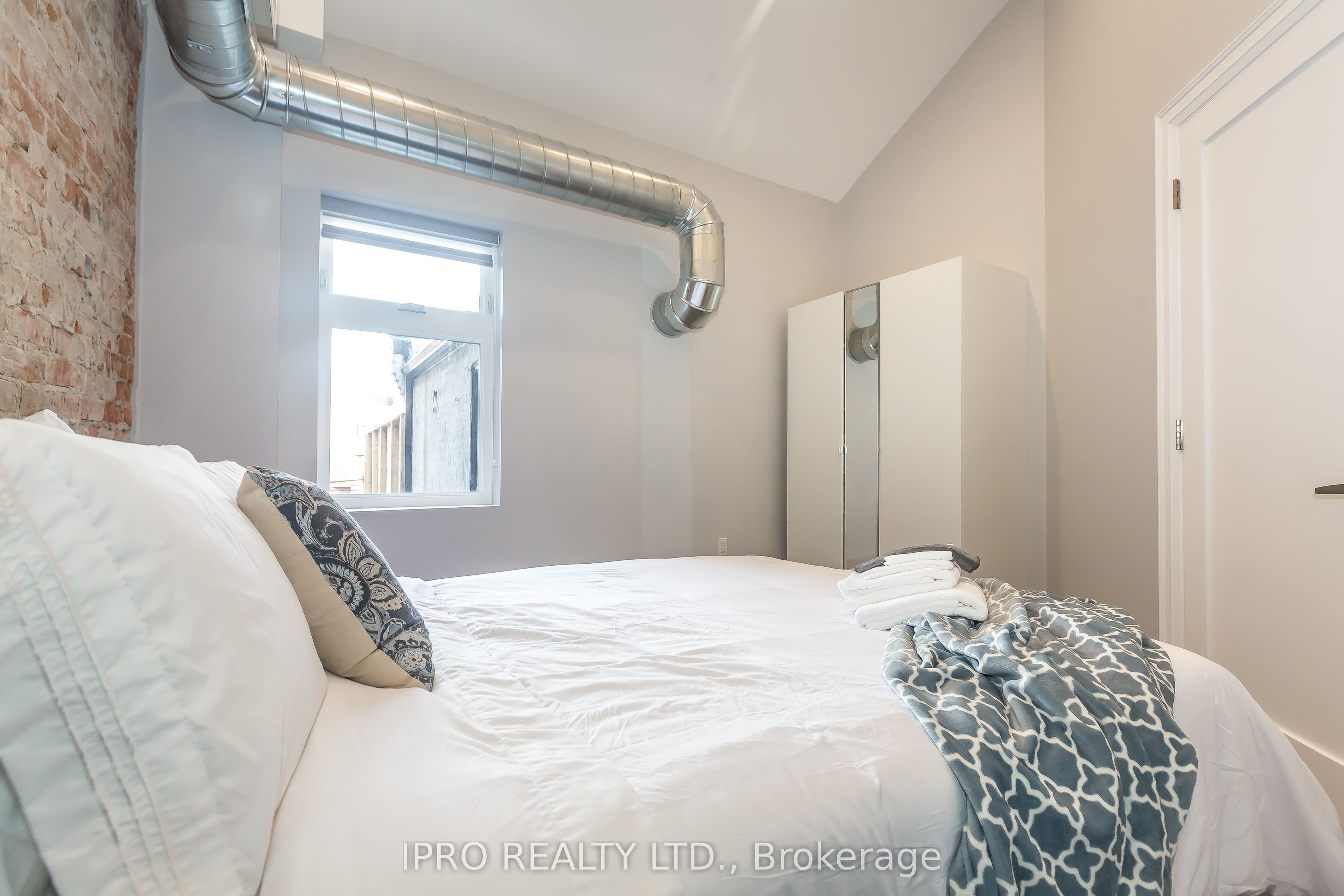 1220 King Street W, #1A
