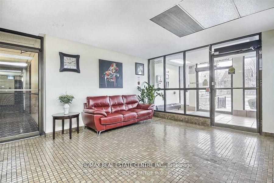 1 Bedroom Co-op at 3621 Lakeshore, Toronto For sale
