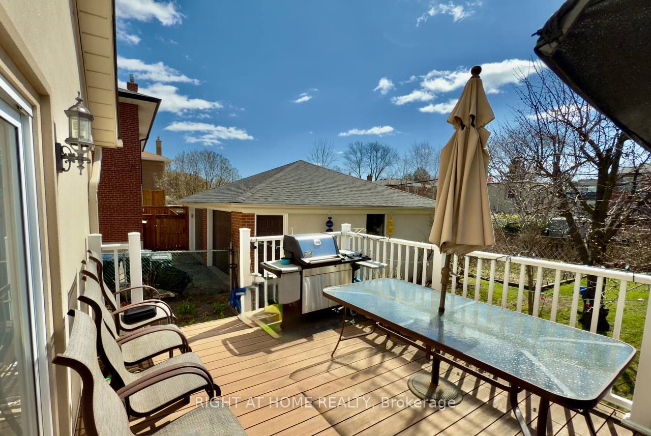 25 Burlingame Road
