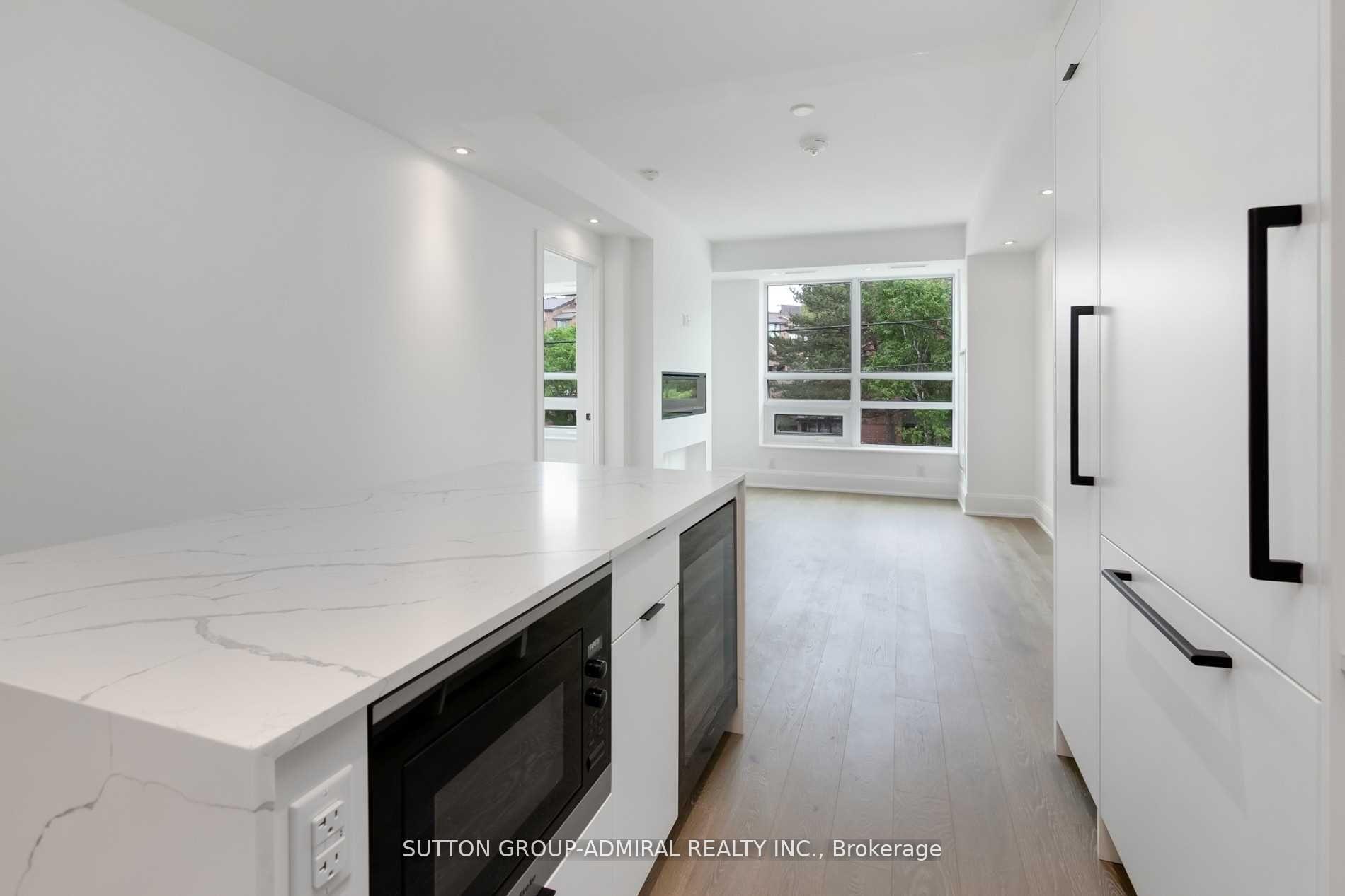 2 Bedrooms Condo at 355 Bedford, Toronto For sale