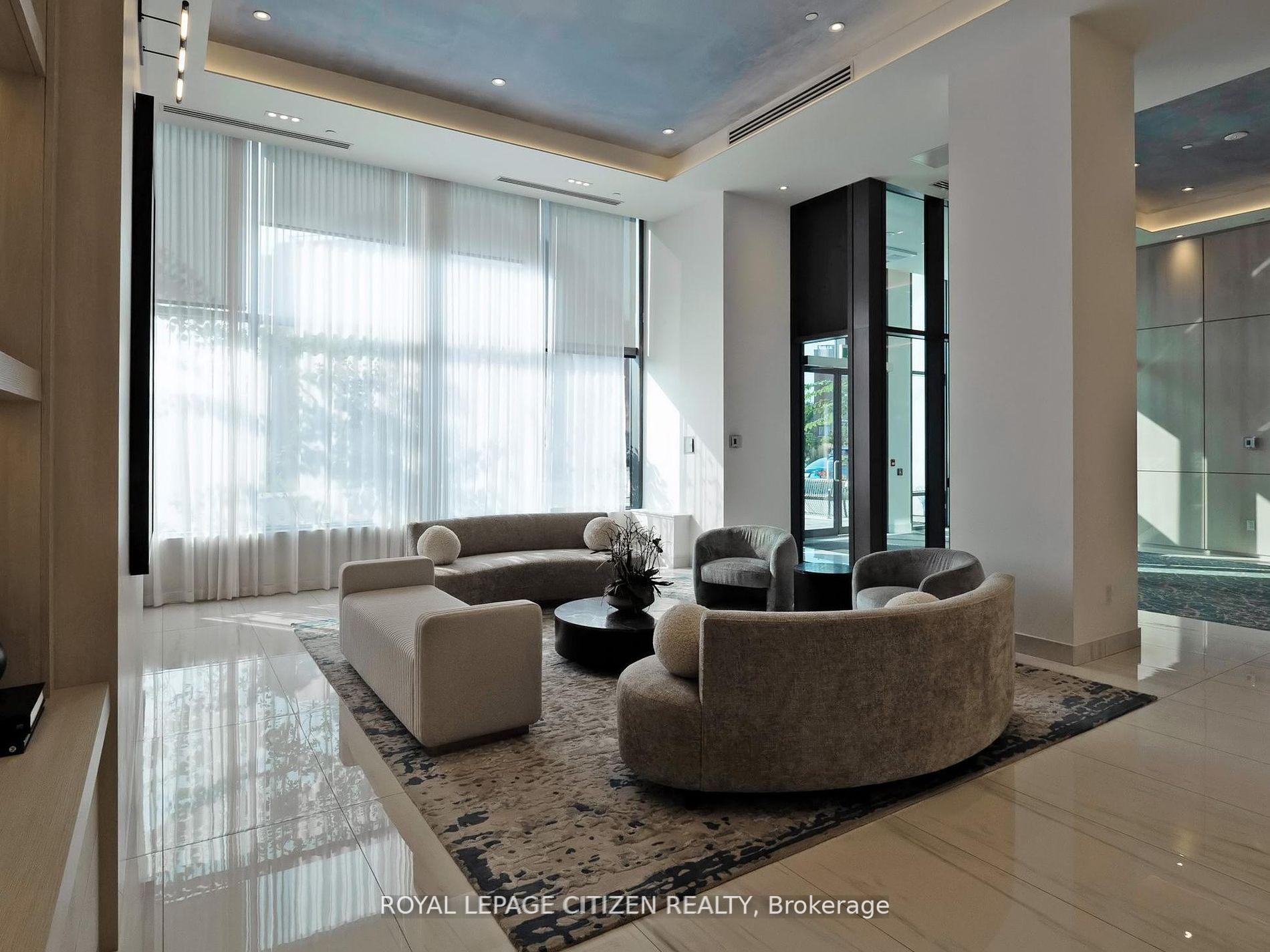 2 Bedrooms Condo at 1063 Douglas Mccurdy Comm, Mississauga For sale