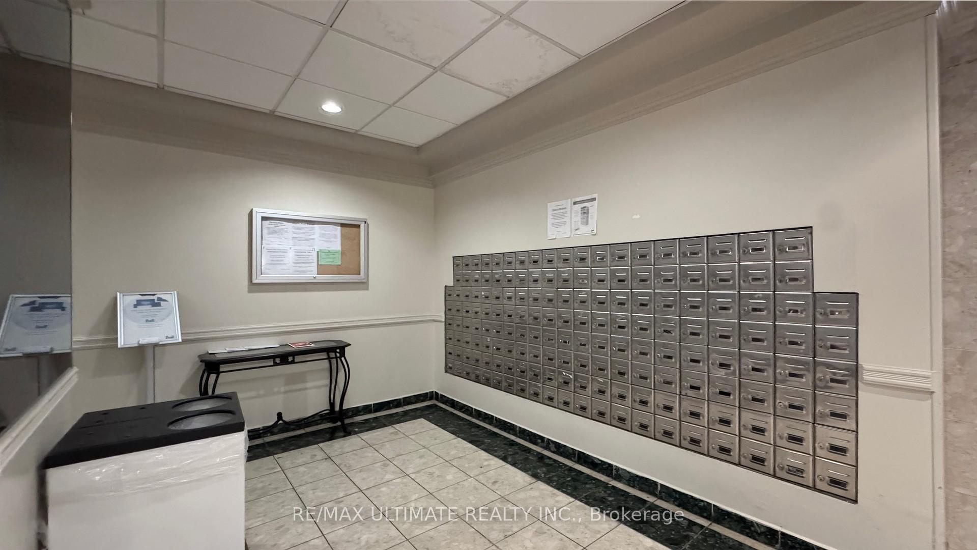 2 Bedrooms Condo at 135 Marlee, Toronto For sale