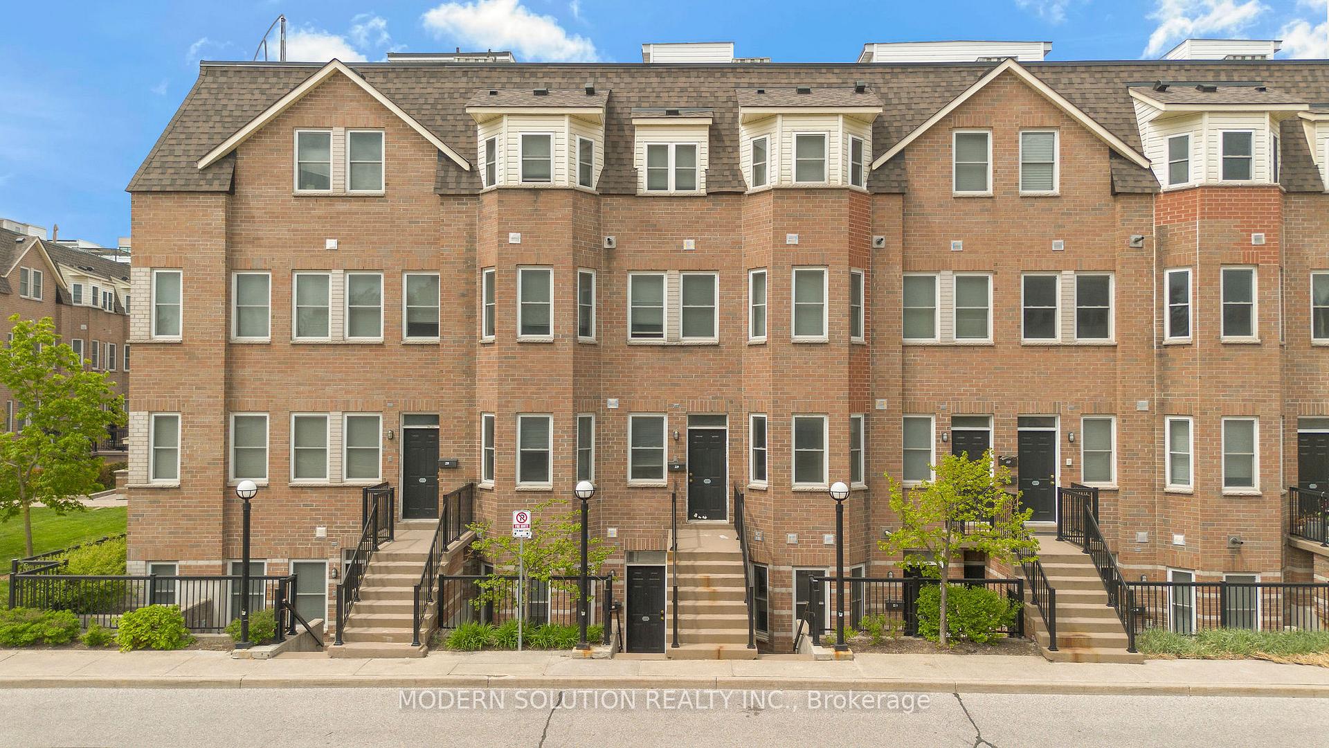2 Bedrooms Condo at 760 Lawrence, Toronto For sale