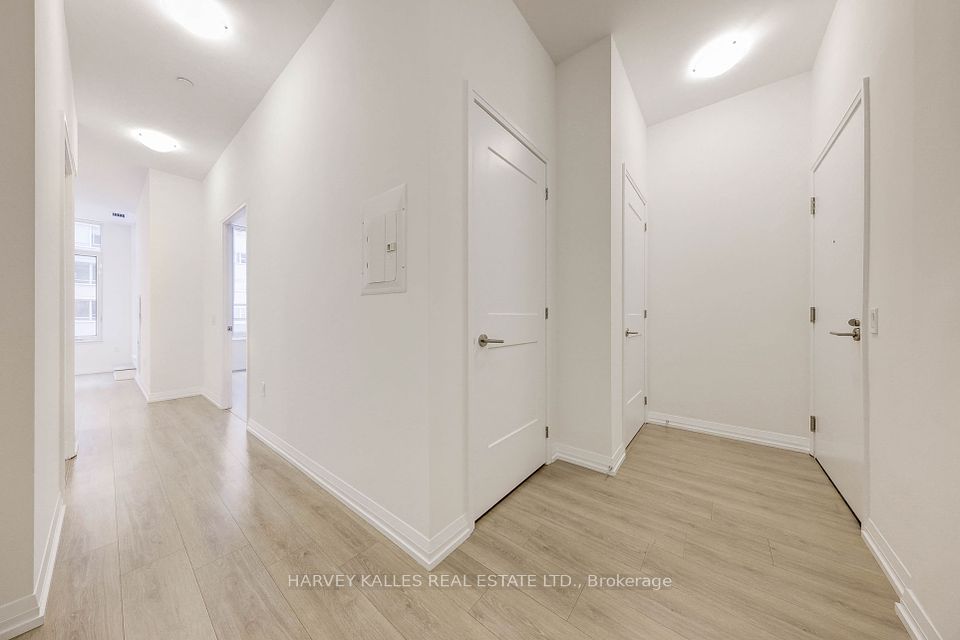 50 Dunfield Avenue 316