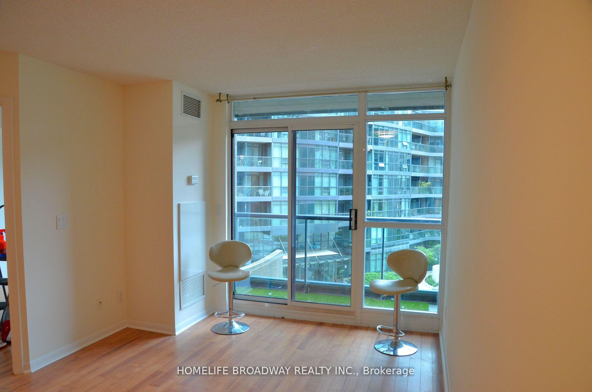 2 Bedrooms Condo at 219 Fort York,  Toronto For sale