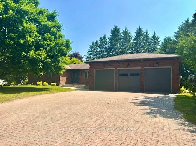 46 Holloway Lane, Springwater, ON L0L 1X1