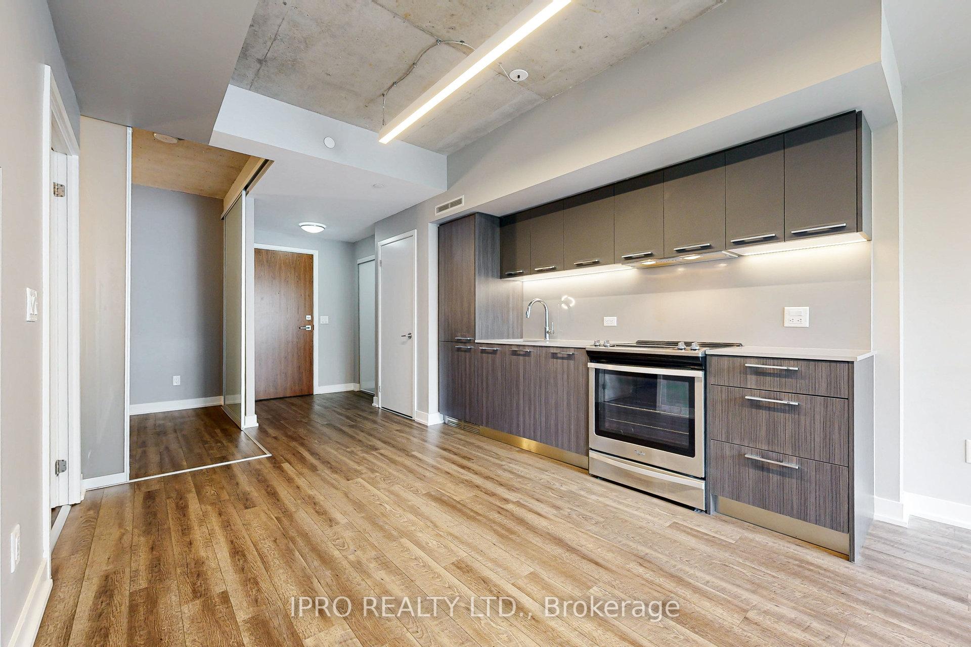 2 Bedrooms Condo at 30 Baseball, Toronto For sale