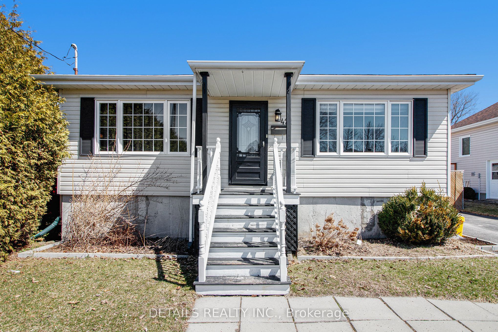 421 Lafleche Road, Hawkesbury, ON K6A 1M8