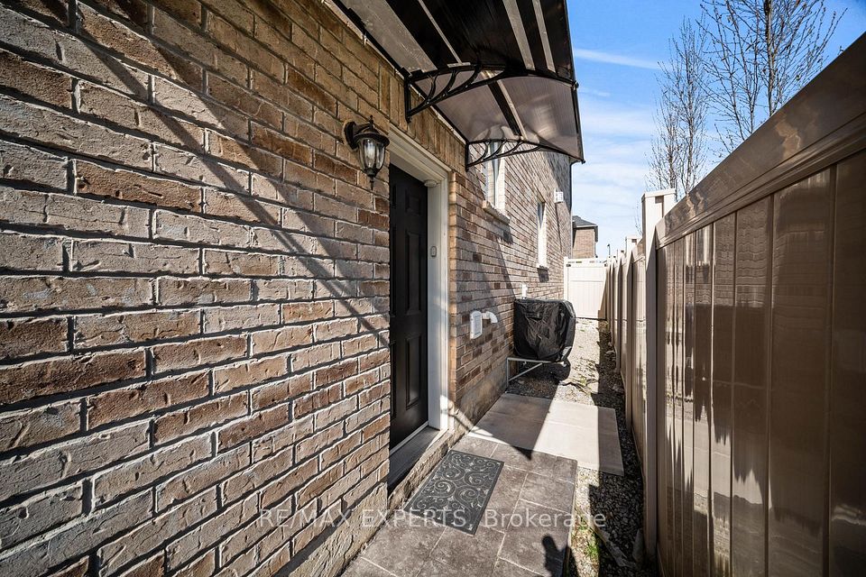 15 Tyndall Drive