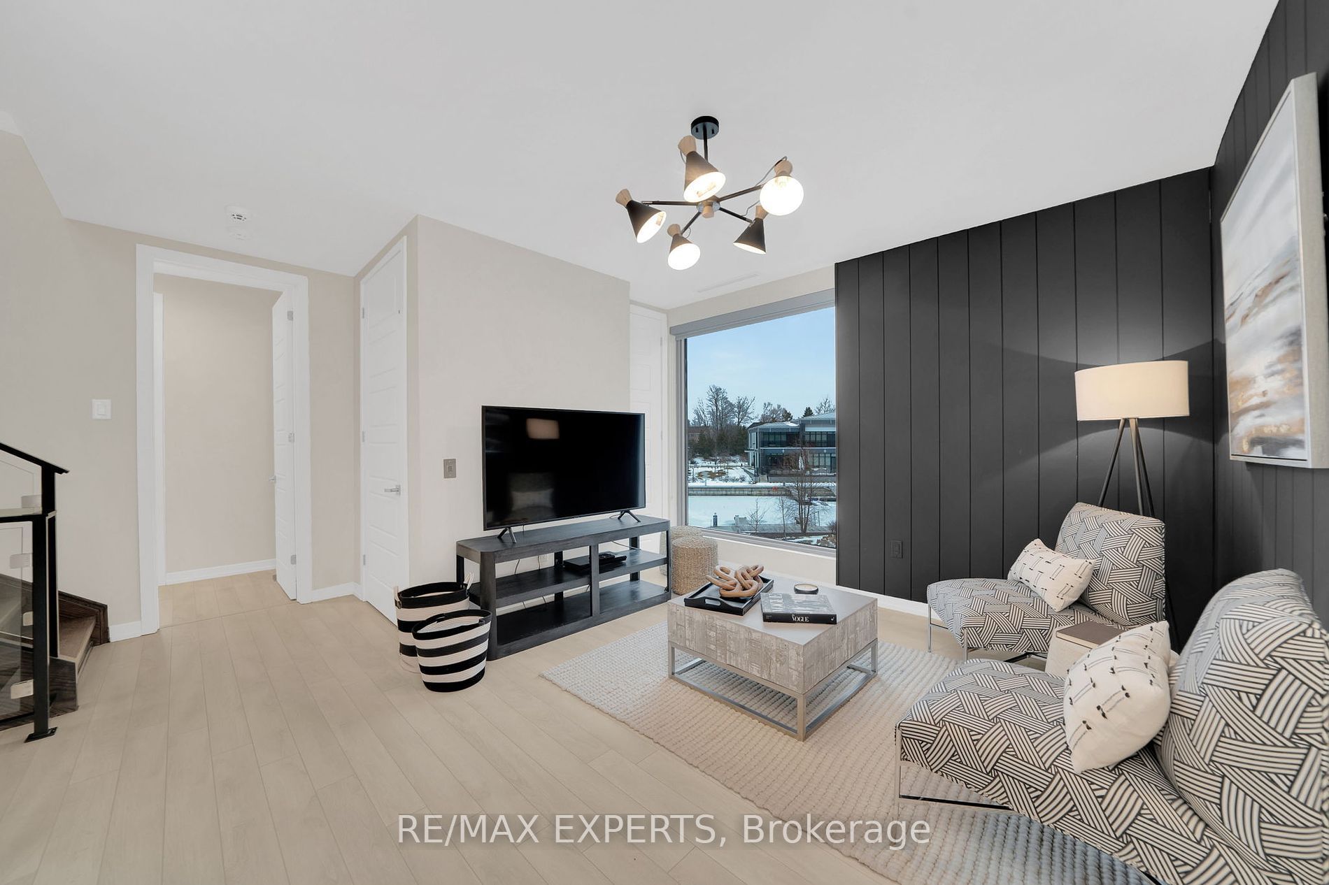 3692 Ferretti Court