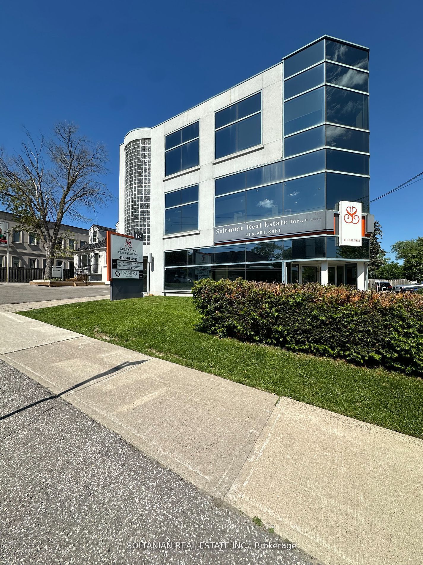 175 Willowdale Avenue, #202