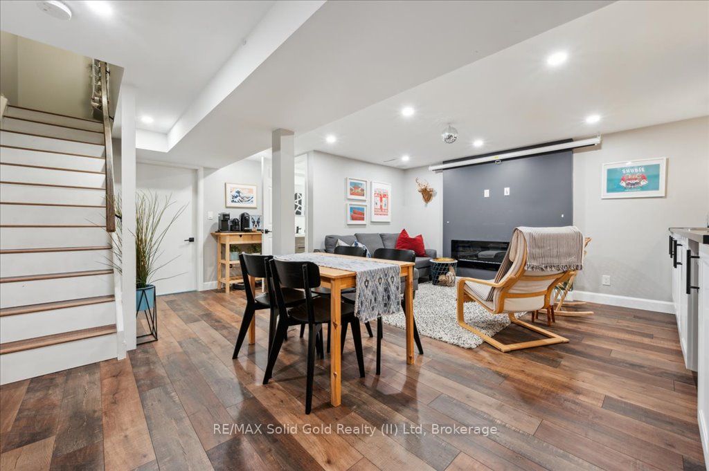104 Kingswood Drive, #17