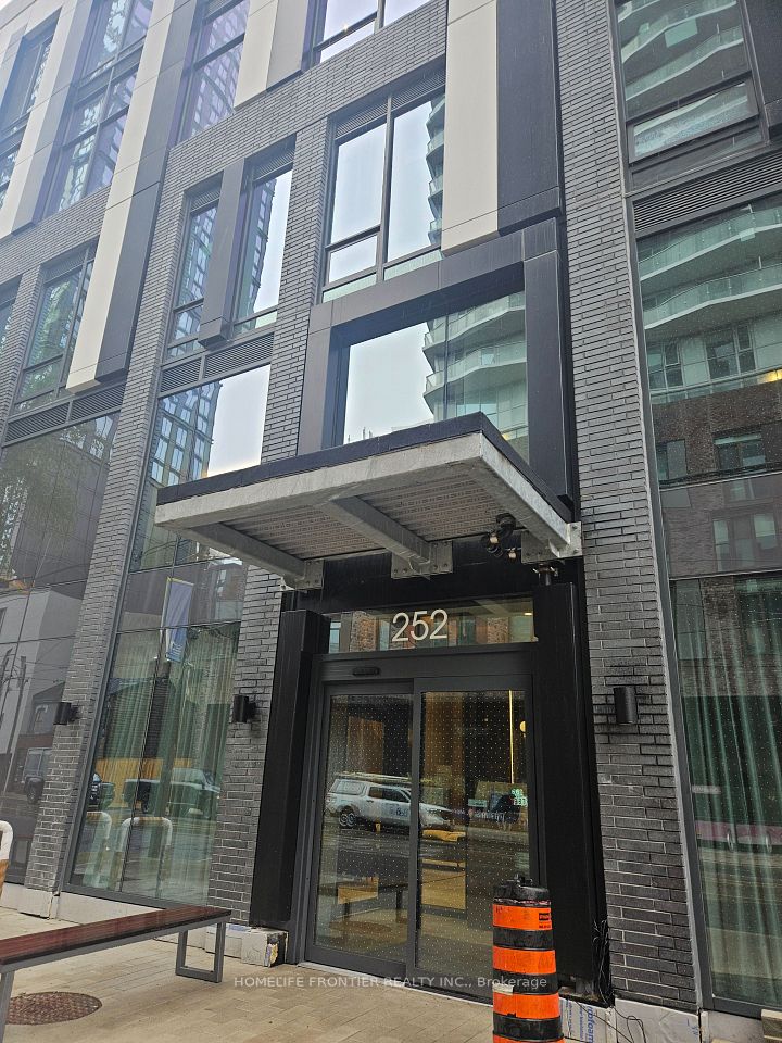 252 Church Street