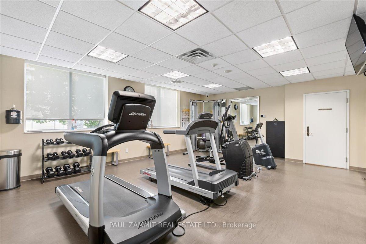 1 Bedroom Condo at 1 Clairtrell, Toronto For sale