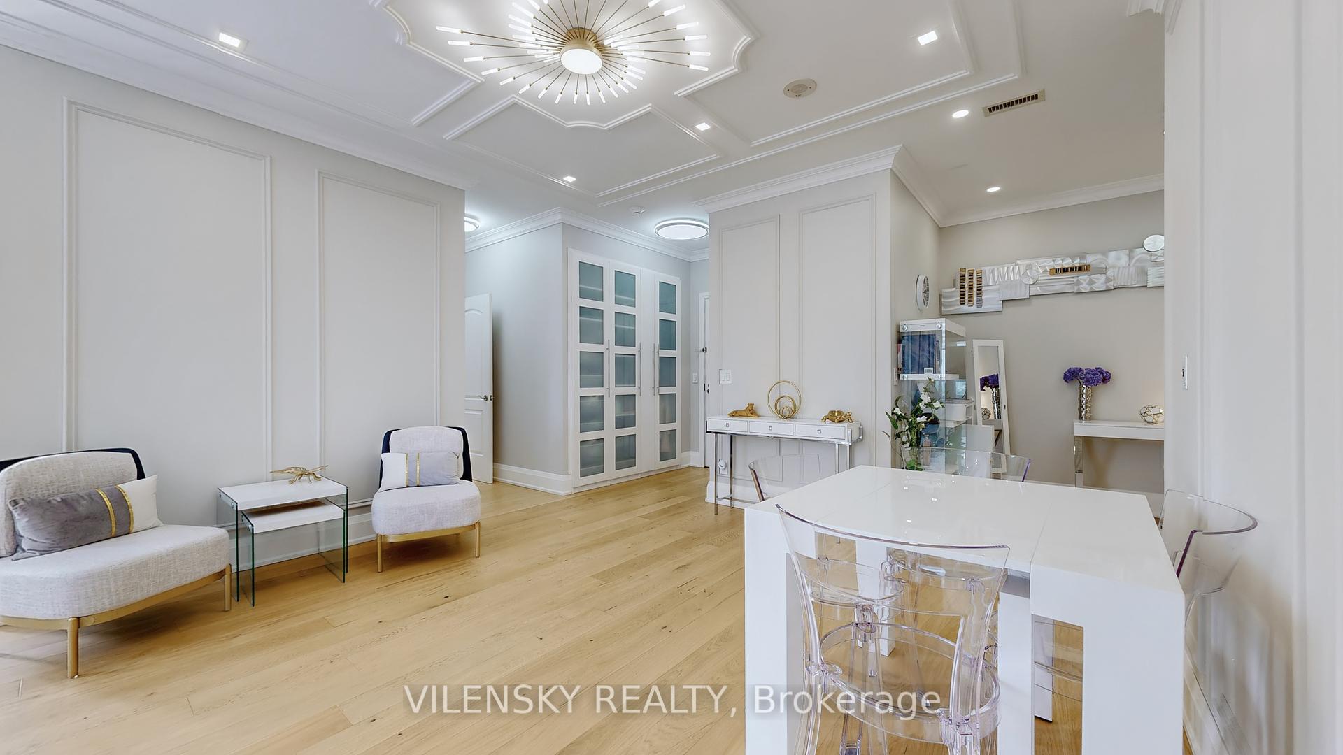 3 Bedrooms Condo at 20 North Park, Vaughan For sale