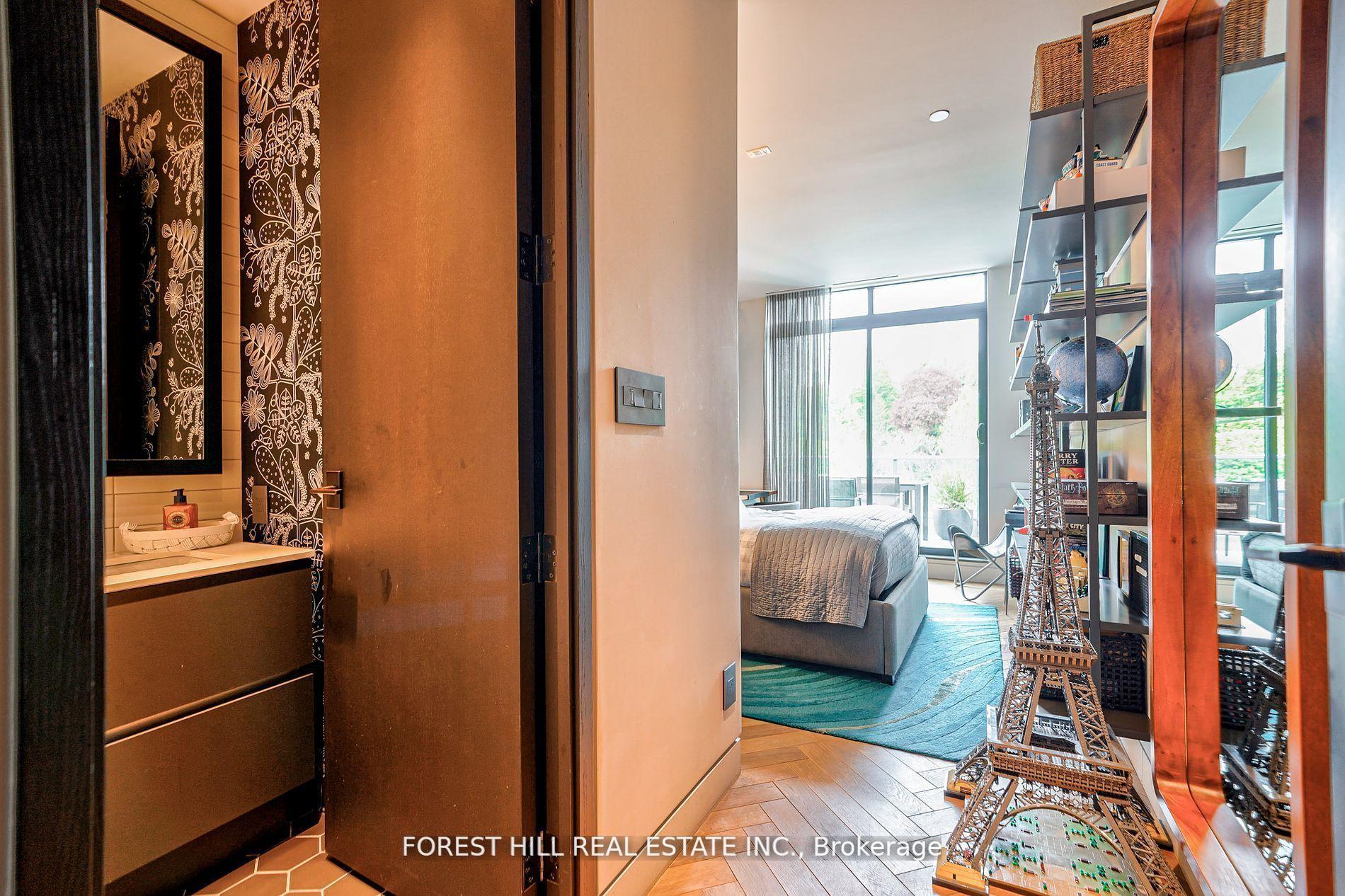3 Bedrooms Condo at 377 Madison, Toronto For sale