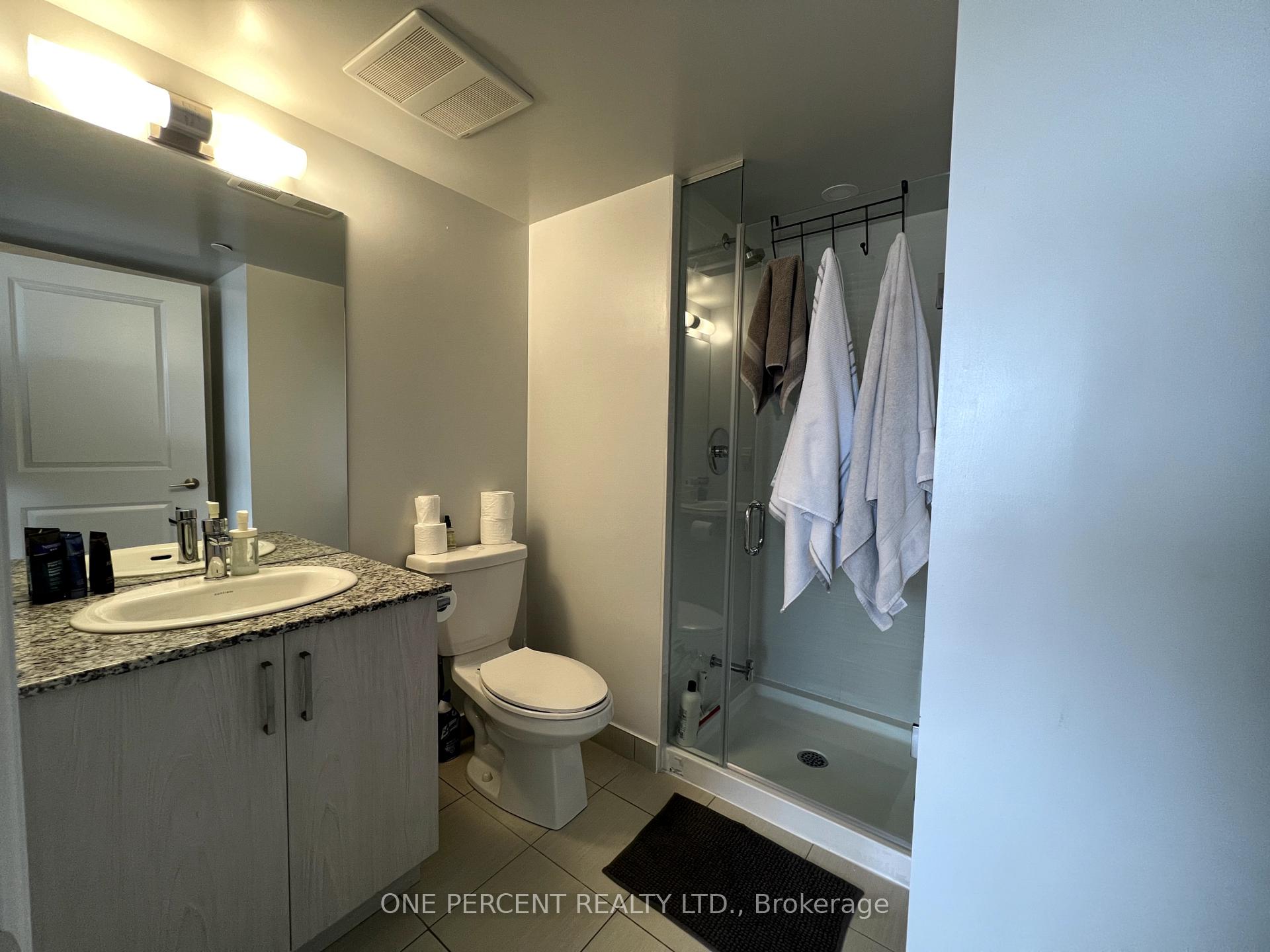 2 Bedrooms Condo at 20 Meadowglen, Toronto For sale