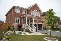 275 Holmes Cres