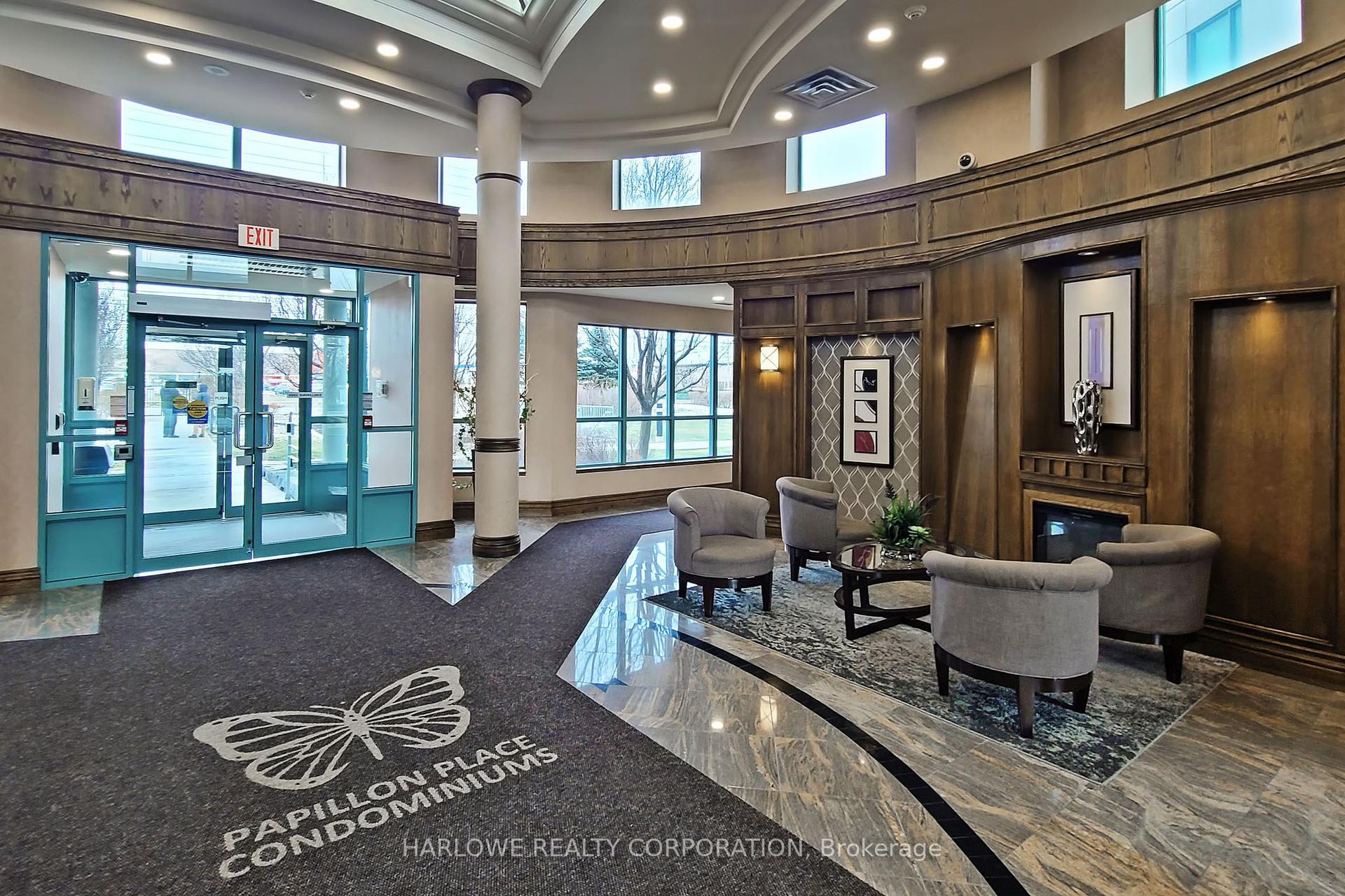 2 Bedrooms Condo at 4850 Glen Erin,  Mississauga For sale