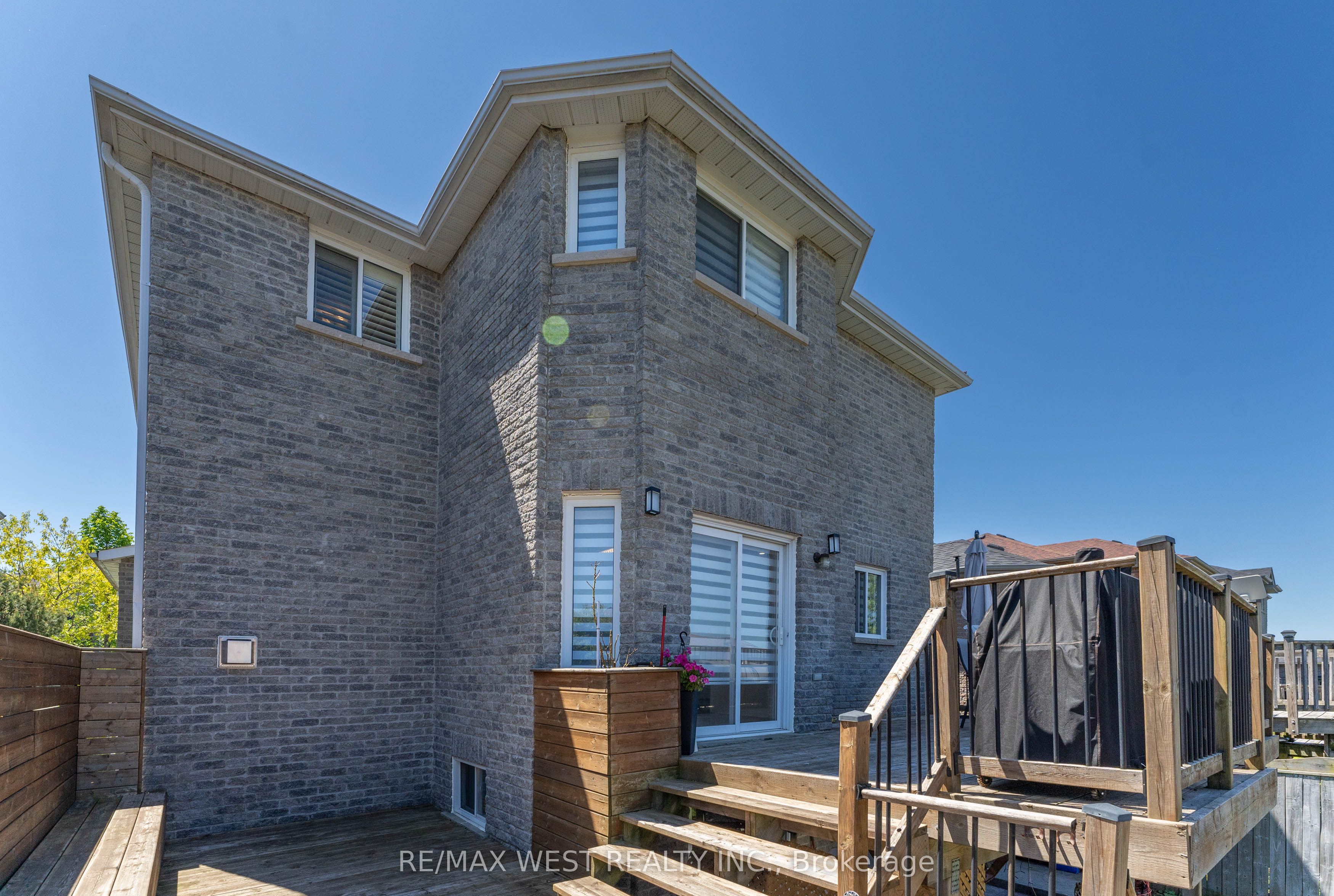 14 Jessica Drive