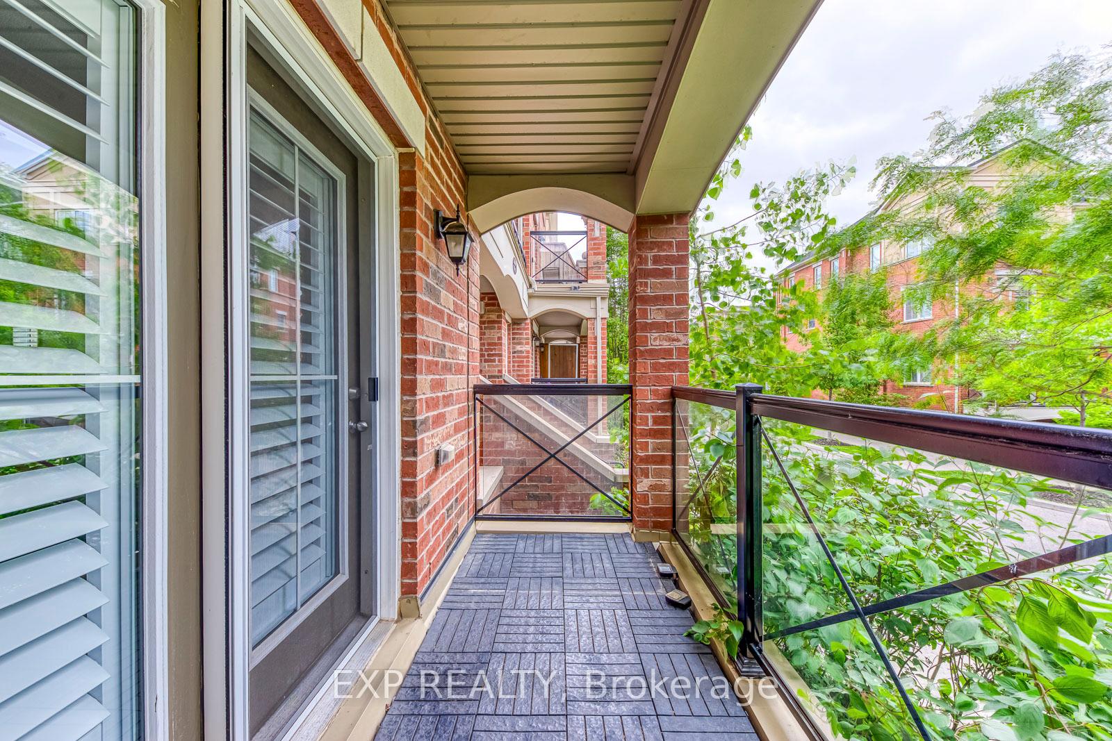 2 Bedrooms Condo at 2484 Post, Oakville For sale