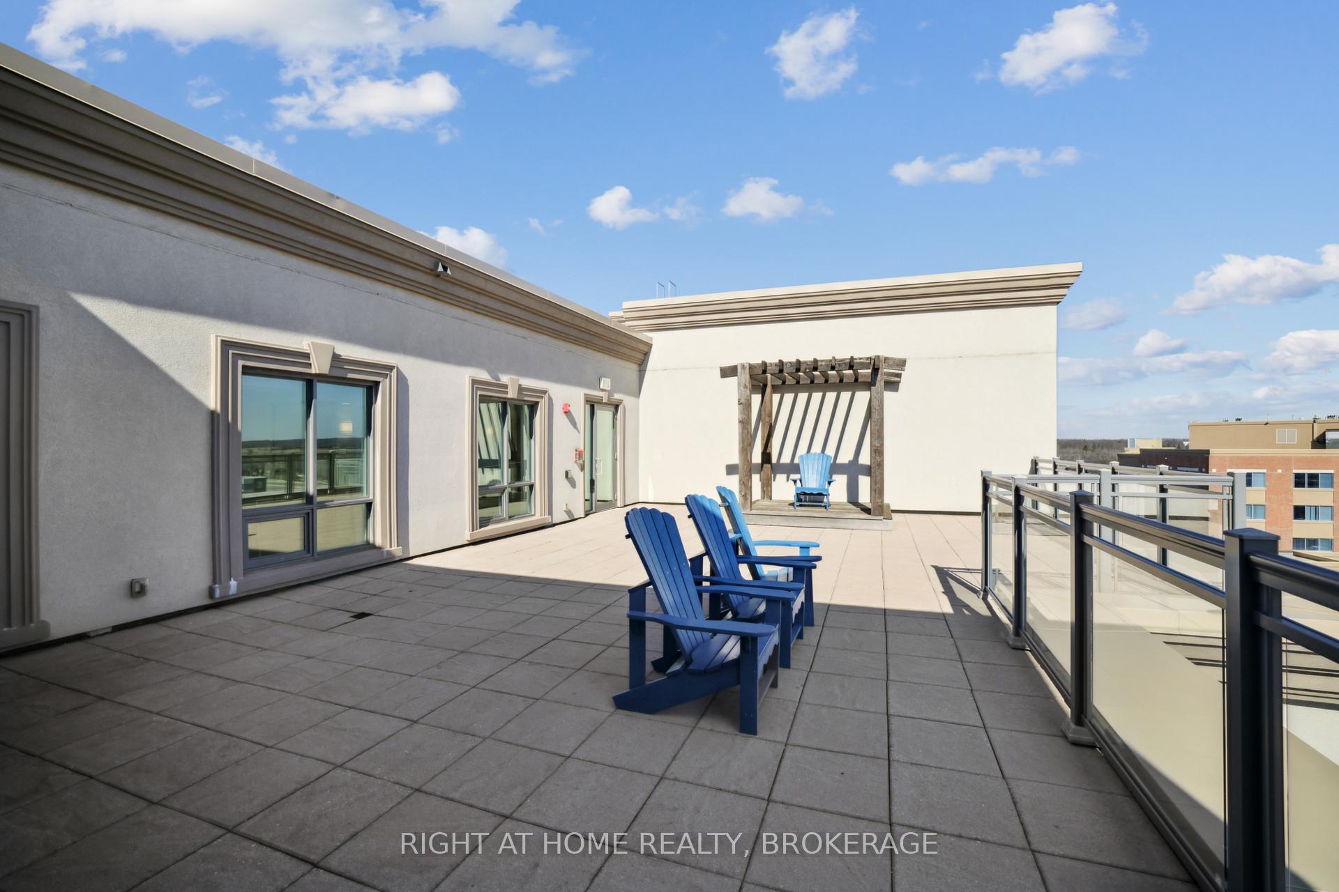 1 Bedroom Condo at 2486 Old Bronte, Oakville For sale