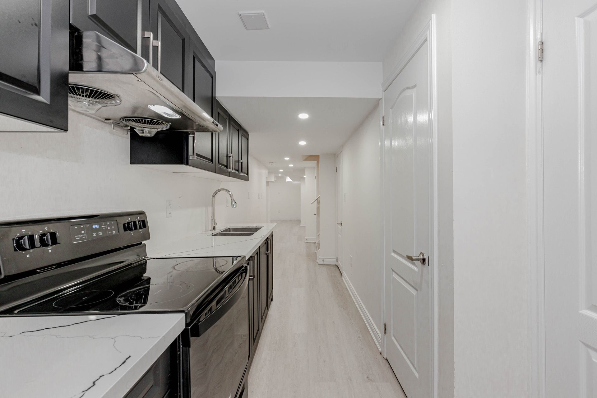 587 Grant Way Bsmt