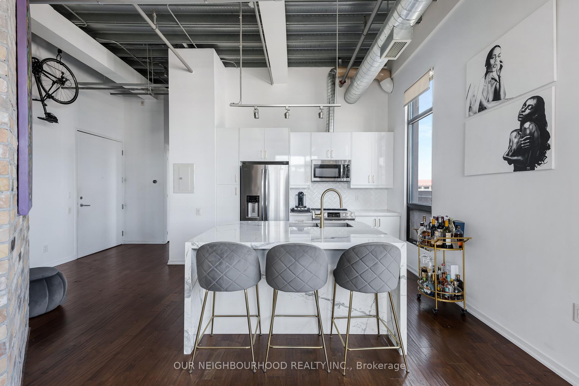 2 Bedrooms Condo at 736 Dundas, Toronto For sale
