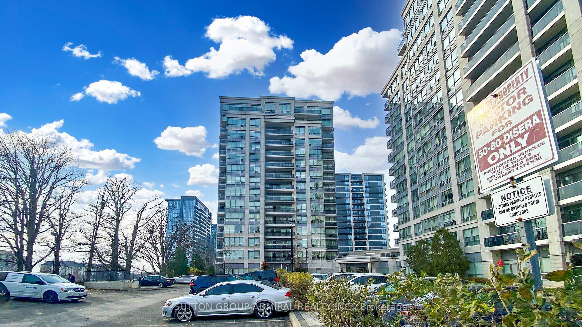 2 Bedrooms Condo at 60 Disera, Vaughan For sale