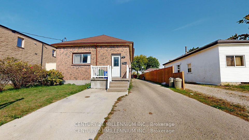 184 Simcoe