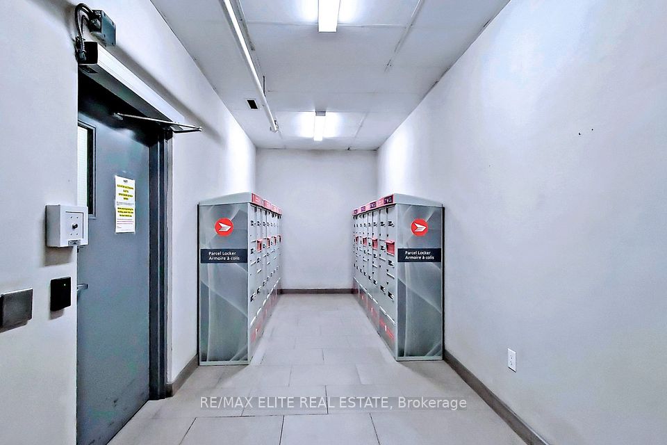 https://trreb-image.ampre.ca/QOE42fm02prUmsH9CFuce3jwvI4W08PGztTdIz7cqJ4/rs:fit:960:960/wm:.5:so:0:50:.4/wmsh:10/wmt:PHNwYW4gZm9yZWdyb3VuZD0nd2hpdGUnIGZvbnQ9JzY4Jz5SRS9NQVggRUxJVEUgUkVBTCBFU1RBVEUsIEJyb2tlcmFnZTwvc3Bhbj4/cb:20250420041641/L3RycmViL2xpc3RpbmdzLzQwLzcwLzU4LzA0L3AvYWJhMDhhMjItNGJmZC00NGQ4LTk1ZDMtMmRiMTdlZDlmYjEyLmpwZw.jpg