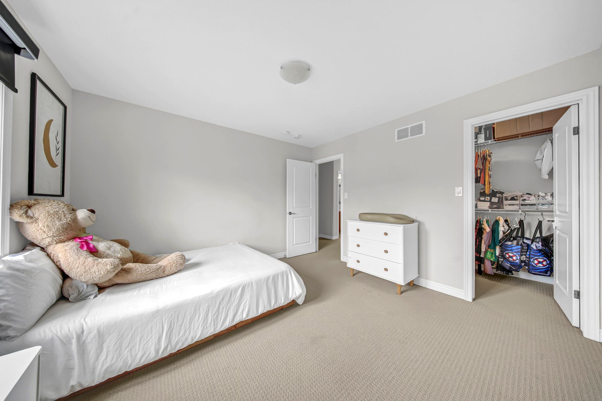 106 Shoreview Place