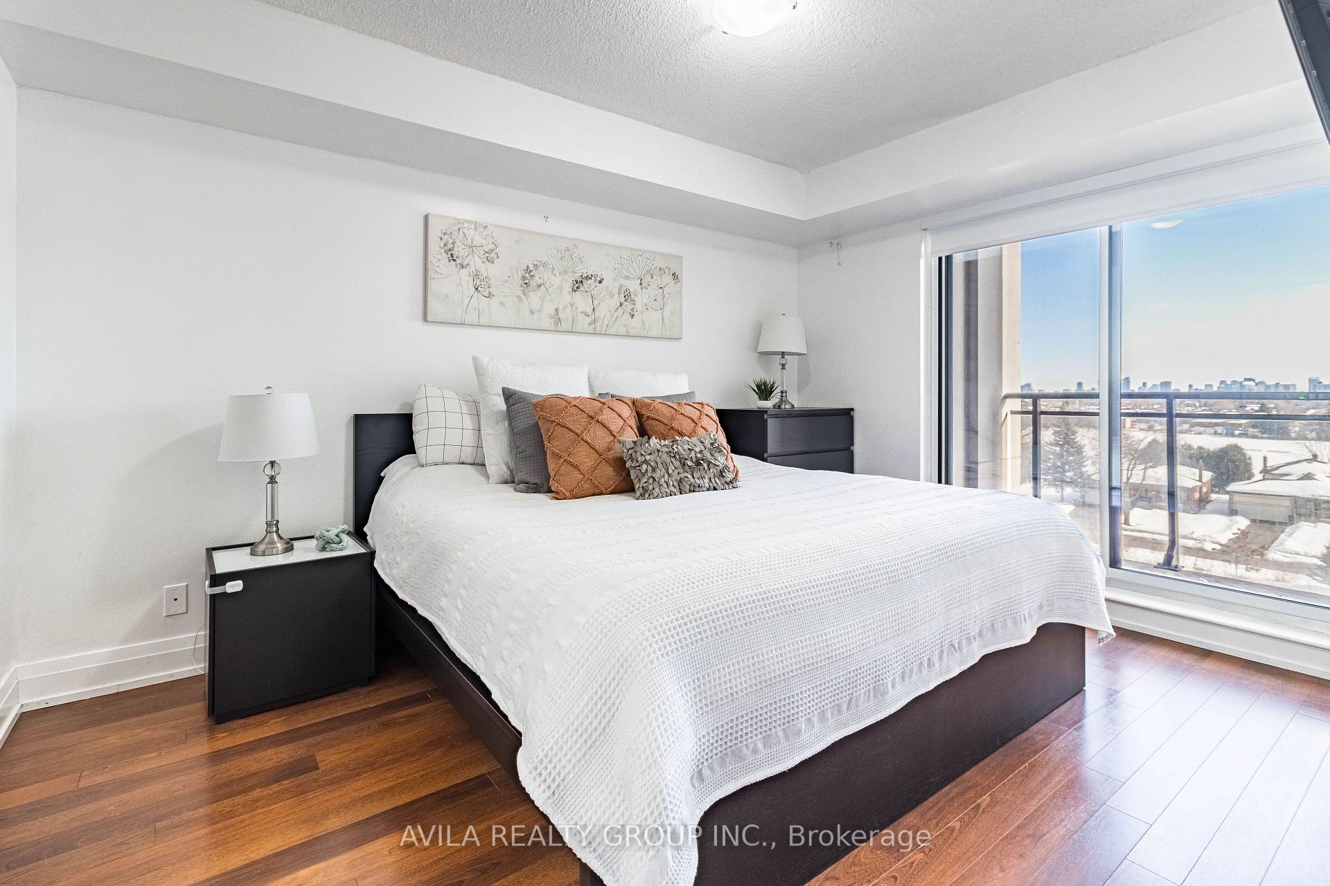 3 Bedrooms Condo at 1 De Boers, Toronto For sale