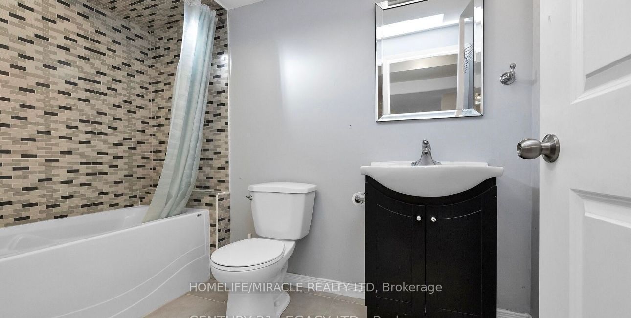 1686 Samuelson Circle, #Lower