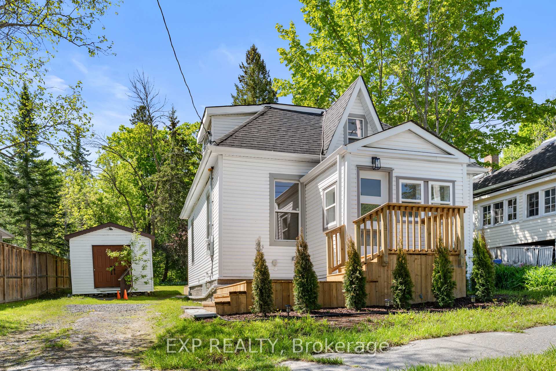15 Duncan Street, Huntsville, ON P1H 1P6