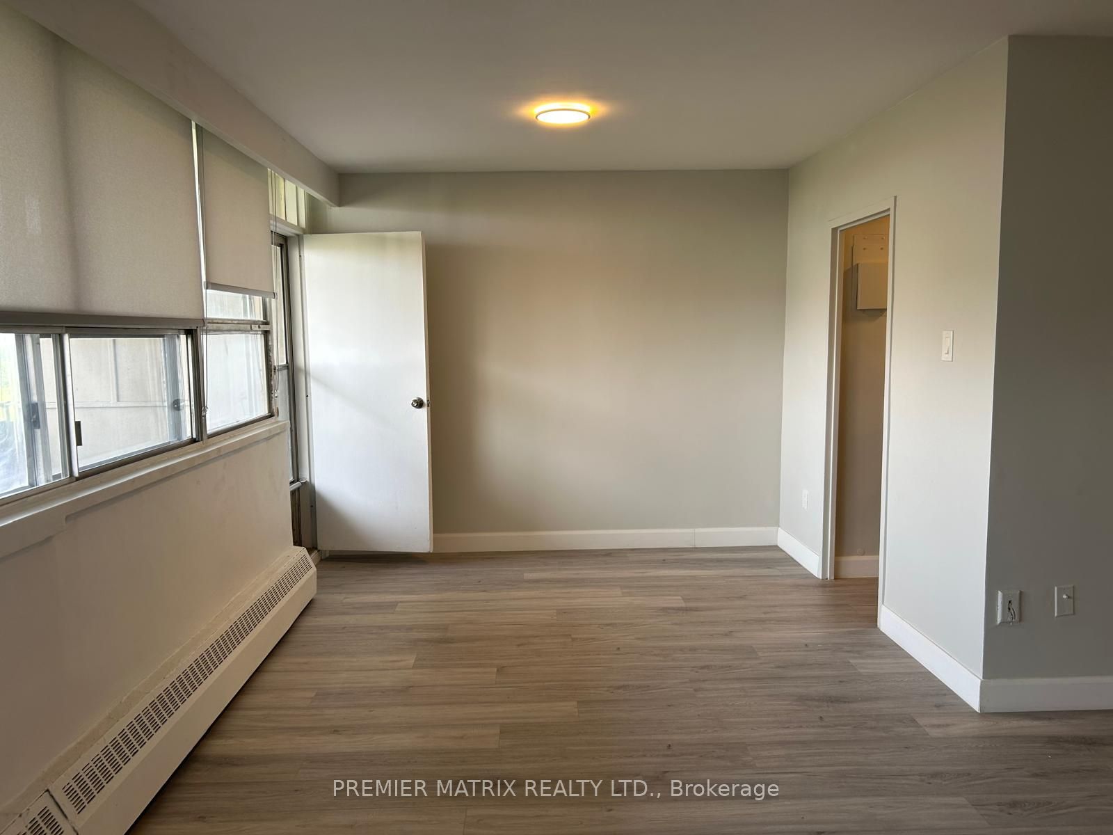 65 Thorncliffe Park Drive, #1404