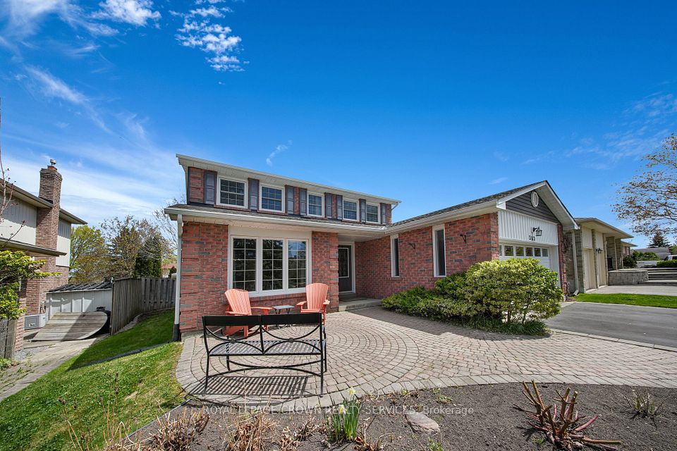 383 Ashworth