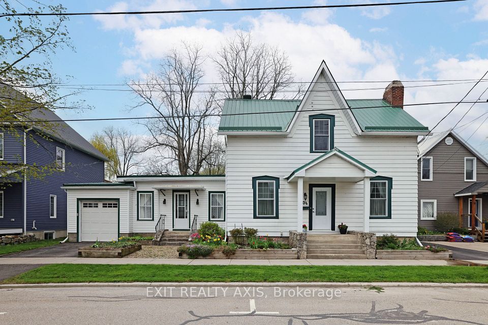 34 Church Street, Westport, ON K0G 1X0