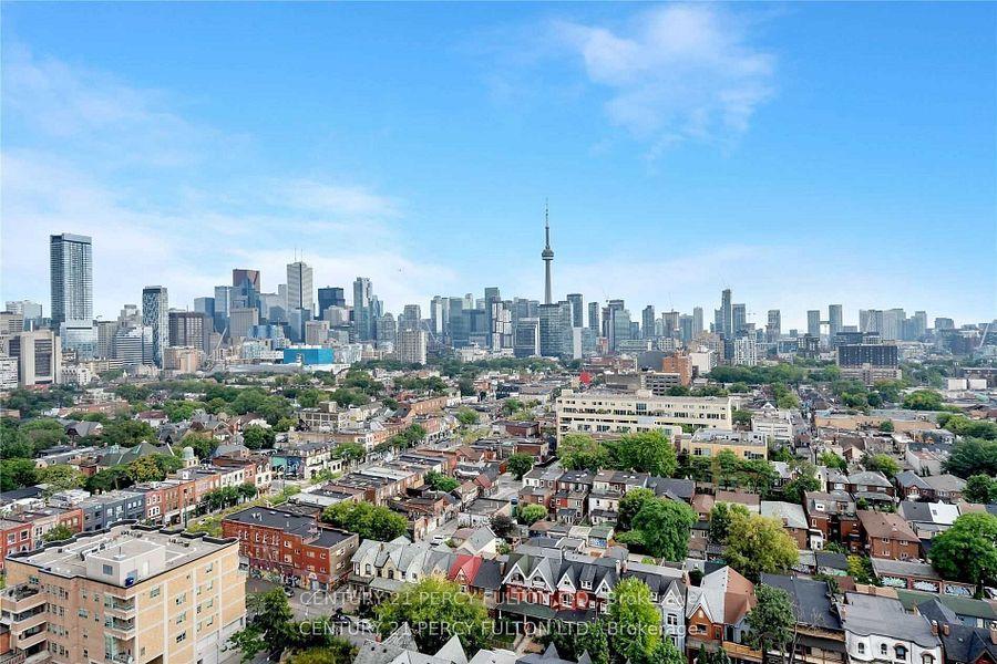 2 Bedrooms Condo at 297 College, Toronto For sale