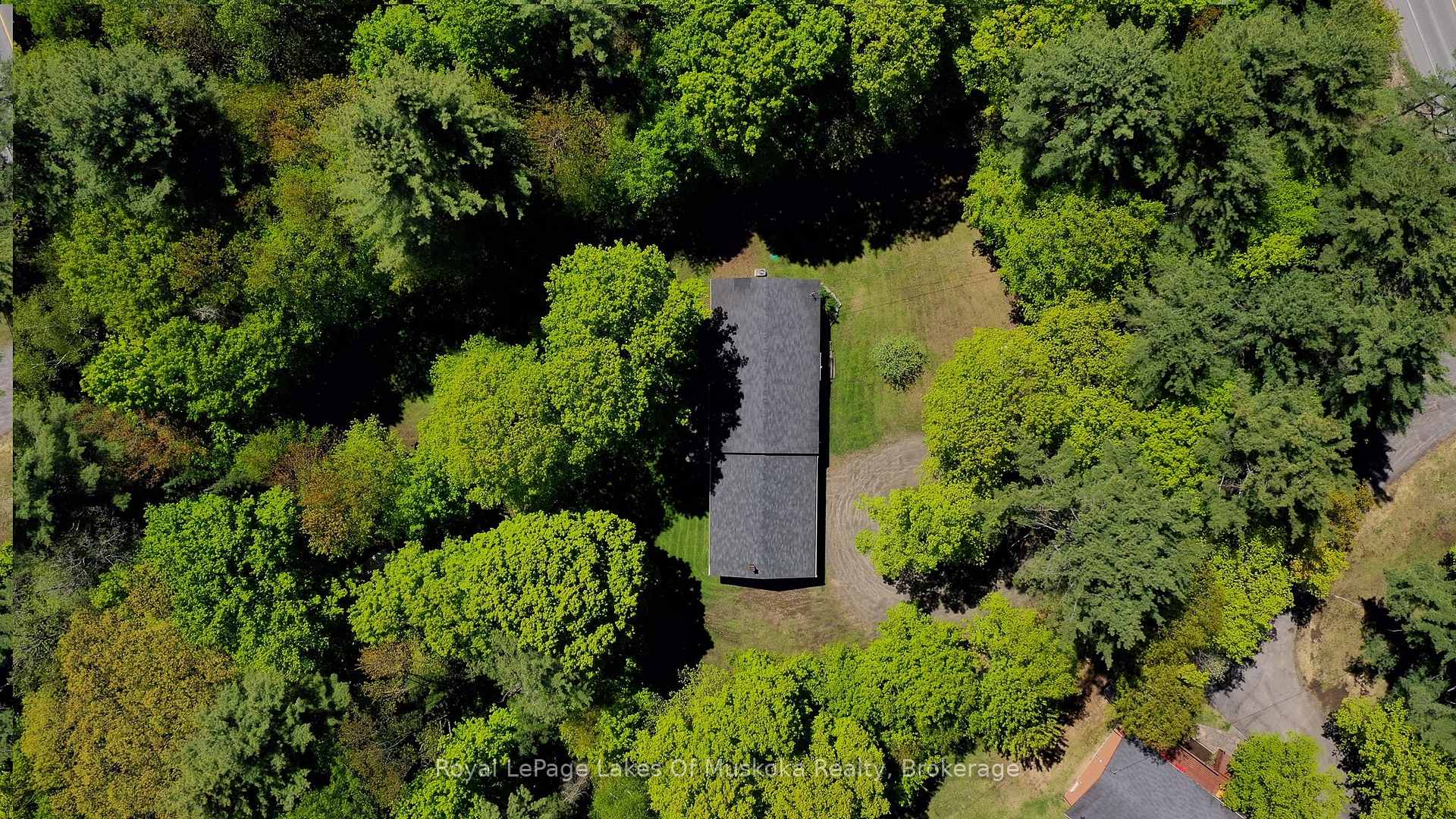 873 Muskoka 3 Road, Huntsville, ON P1H 1E2