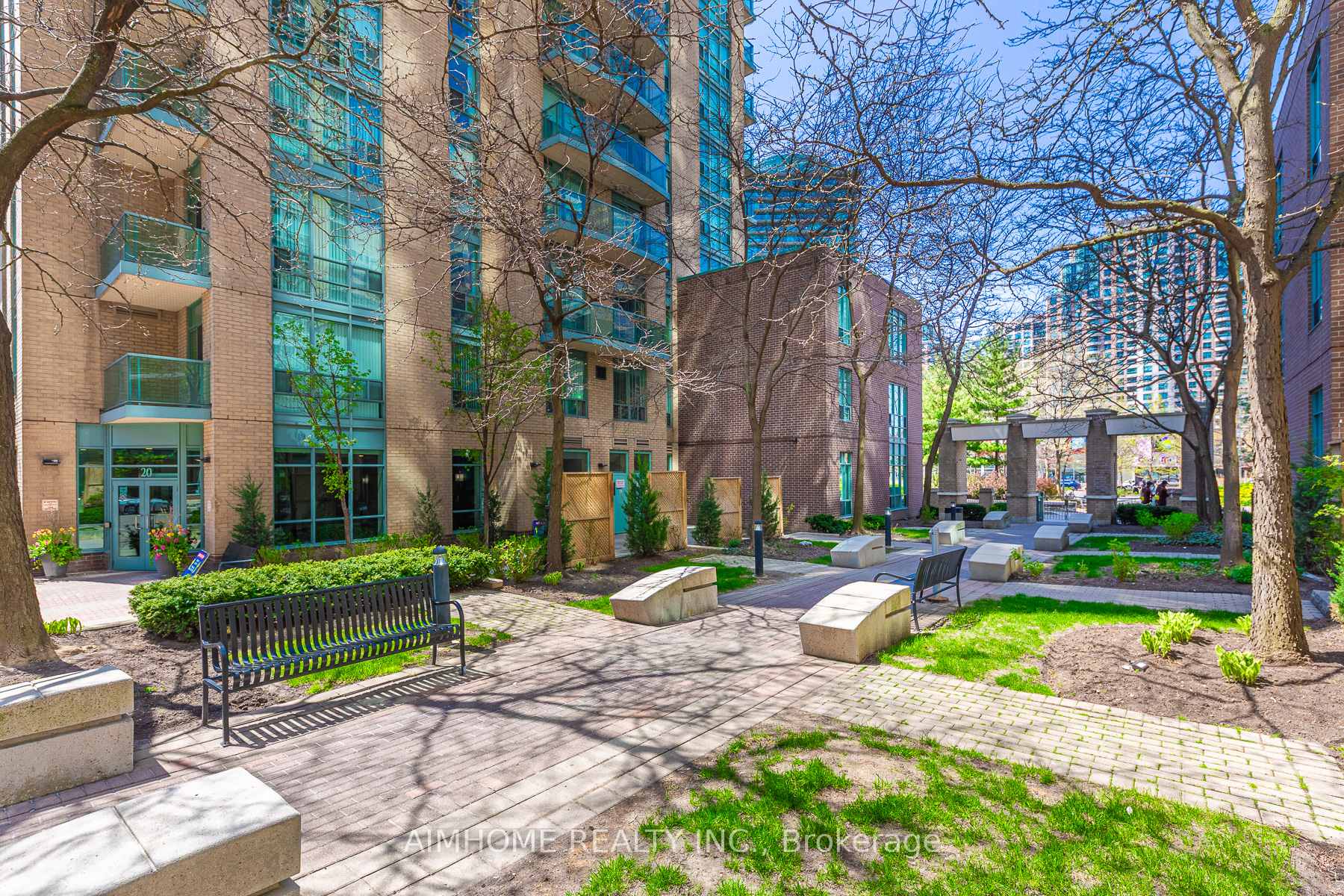 2 Bedrooms Condo at 20 Olive, Toronto For sale