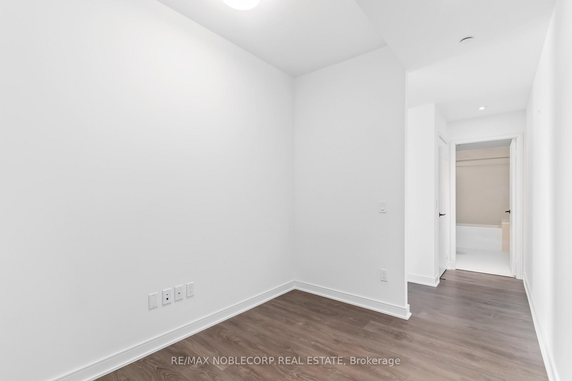 2 Bedrooms Condo at 60 Tannery, Toronto For sale